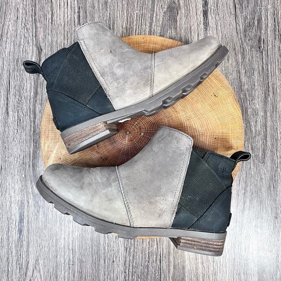 *Sorel | Emelie Leather Chelsea Boots in Taupe Size 7.5 - Picture 11 of 16